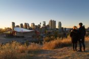 Die Aussicht auf Calgary vom Scotsman's Hill.