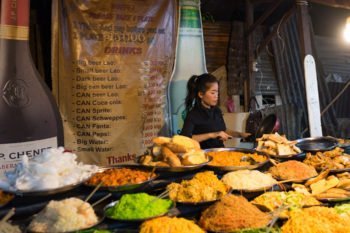 Food Market auf dem Nachtmarkt in Luang Prabang