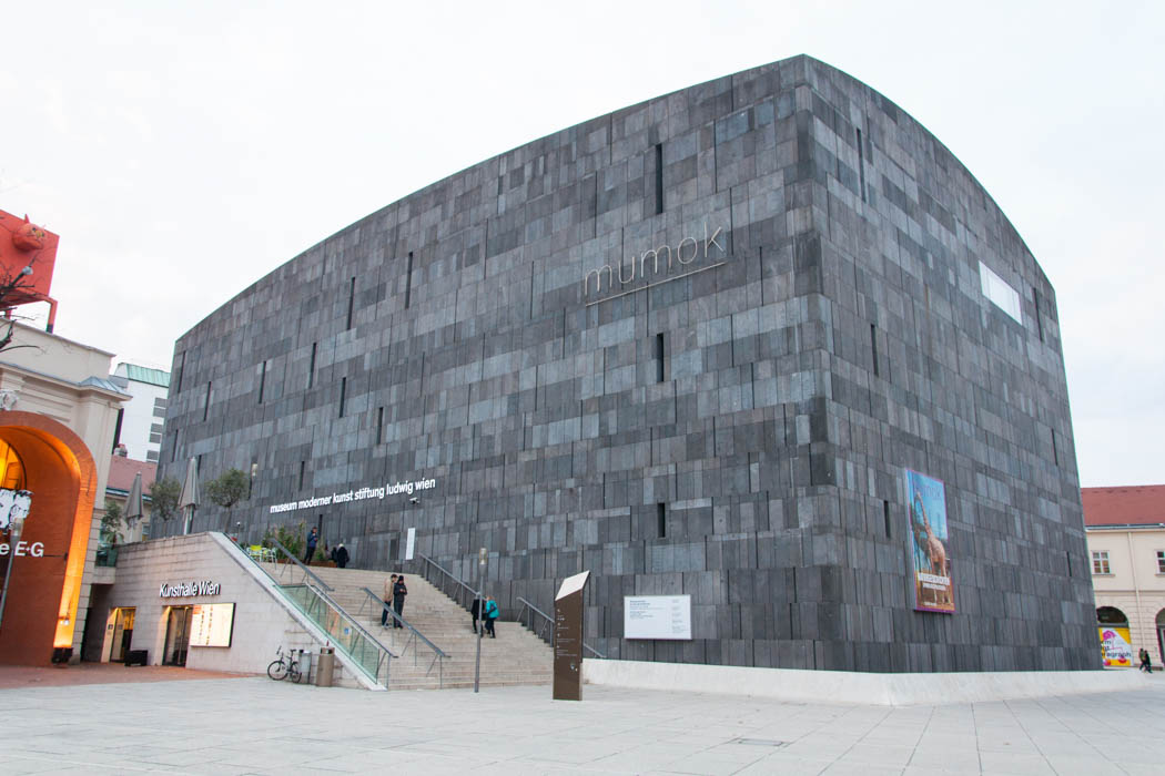 Außenansicht Museum für moderne Kunst