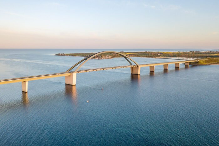 Fehmarnsundbrücke an der Ostsee