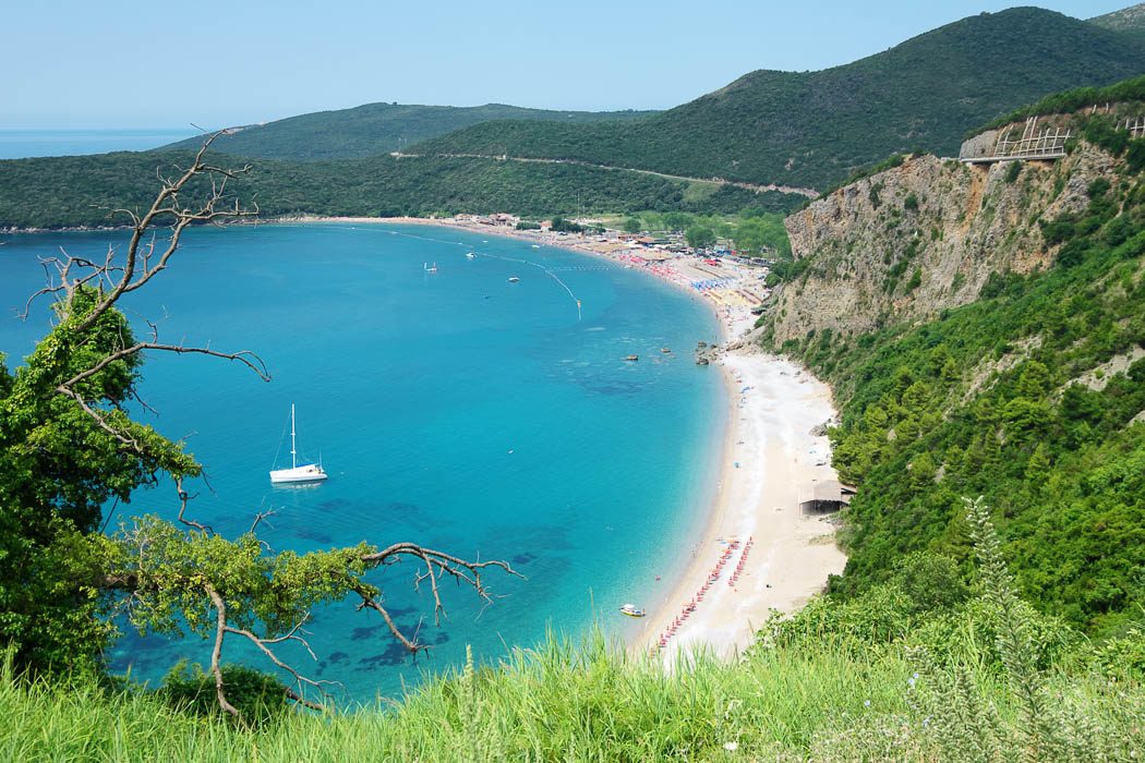 Plazha Jaz in Montenegro