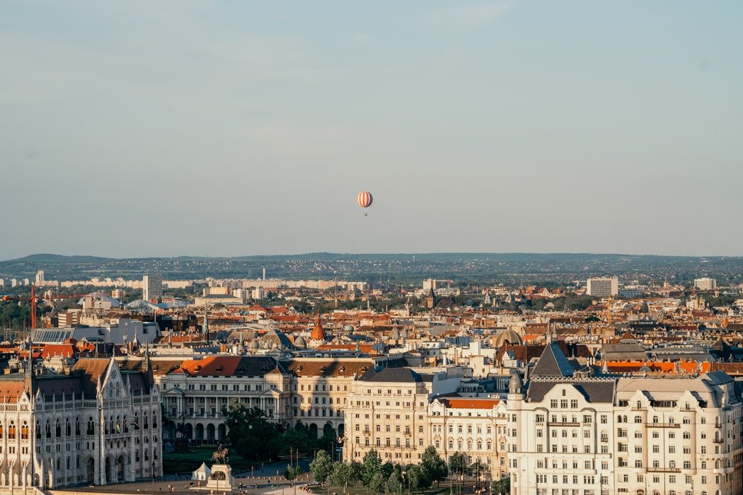 Aussichtsballon im Stadtwald Városliget