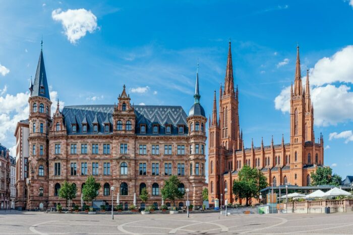 Rathaus und Marktkirche in Wiesbaden