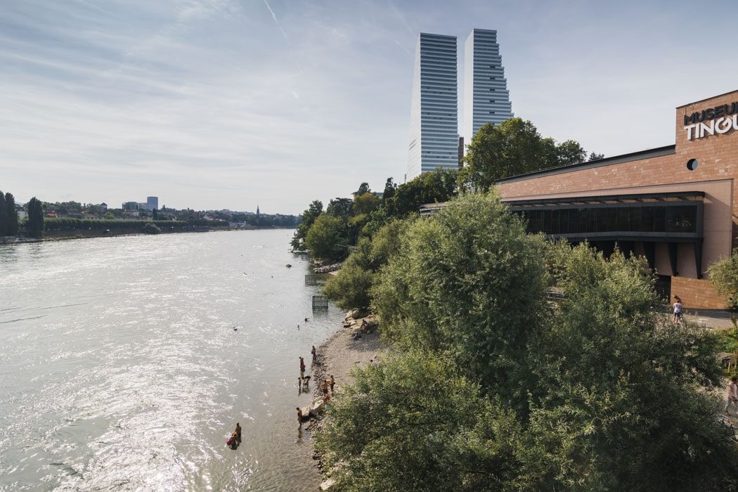 Die Roche Tower in Basel