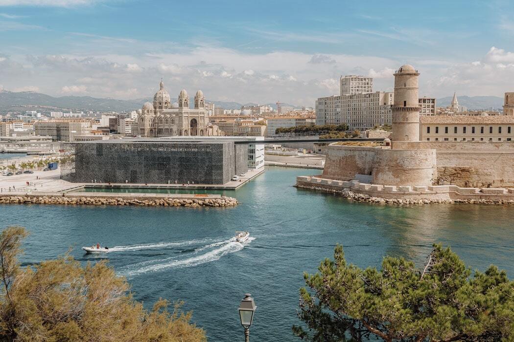 Blick auf das MuCEM und das Fort Saint-Jean in Marseille