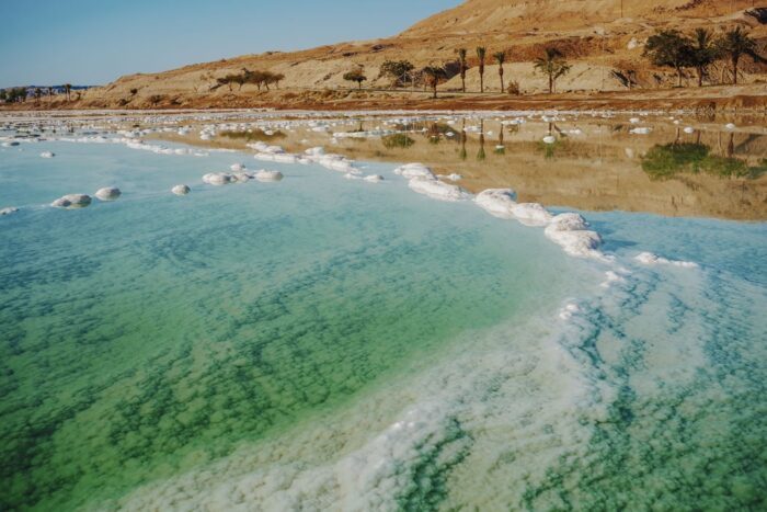 Farbenspektakel am Toten Meer in Israel