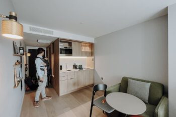 Hotelzimmer mit Küchenzeile im Wilde Apartments Hotel in Paddington in London