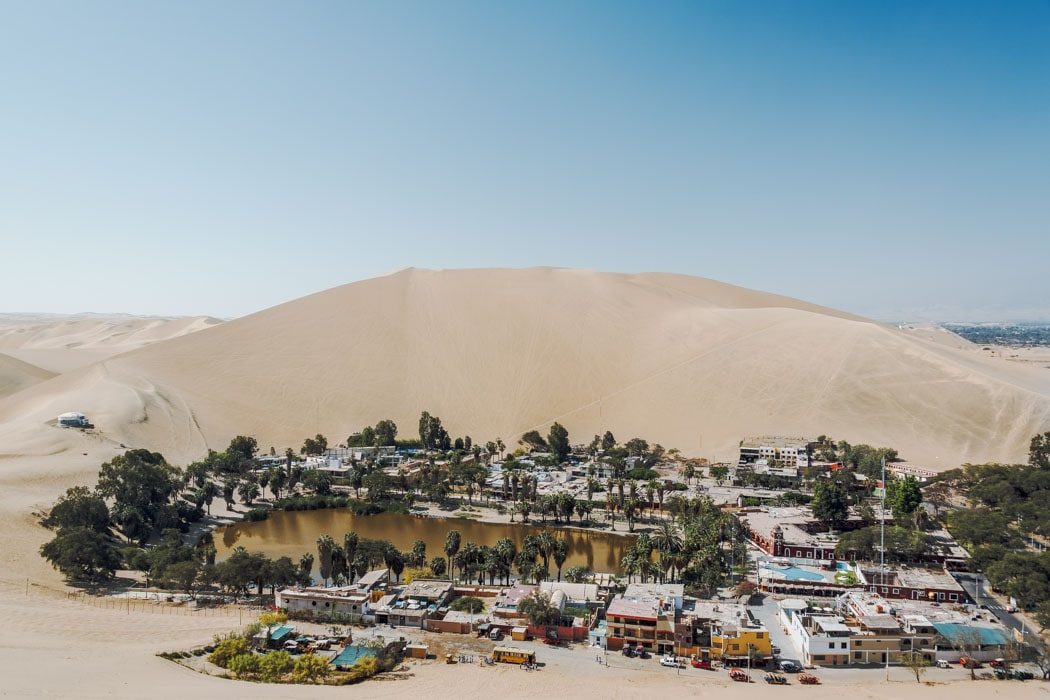 Die Oase Huacachina in Ica