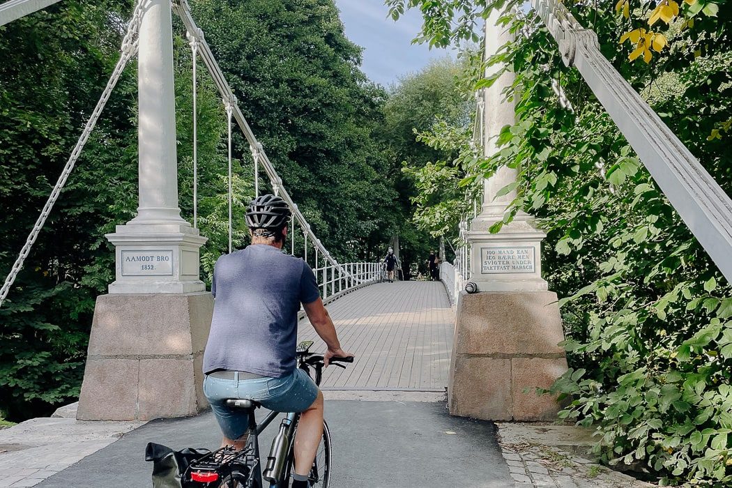 Fahrradfahren in Oslo am Fluss Akerselva