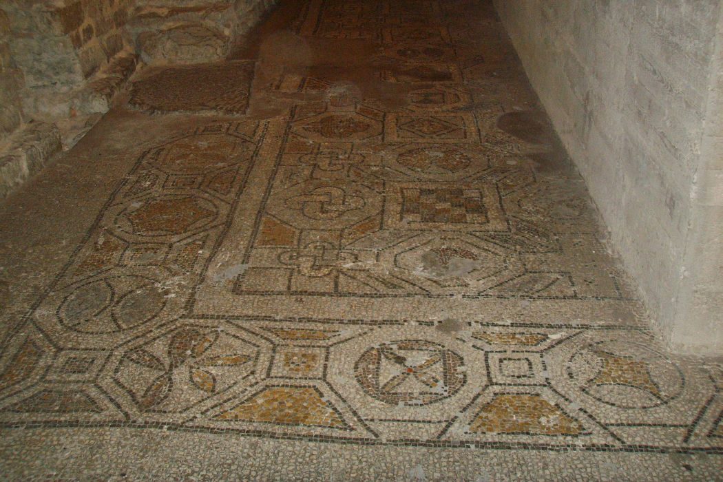 Mosaikboden mit Mustern