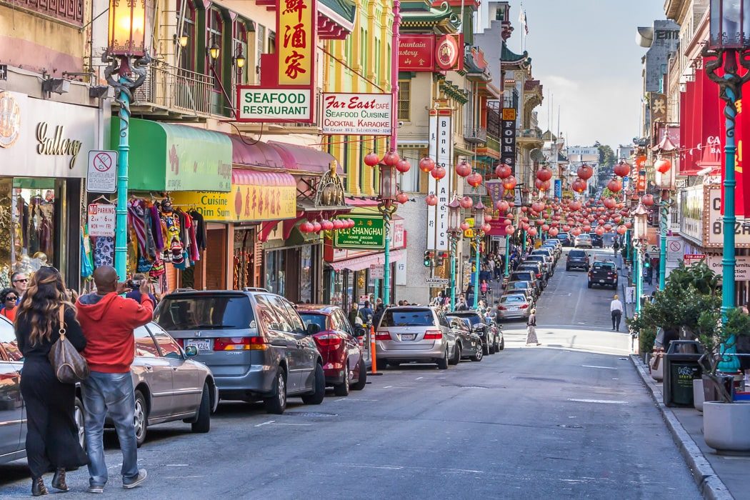 Straße in Chinatown in San Francisco
