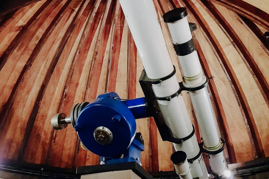 Teleskop in der Volkssternwarte