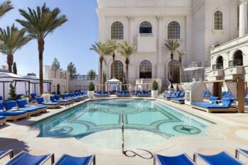 Pool im Caesars Palace in Las Vegas