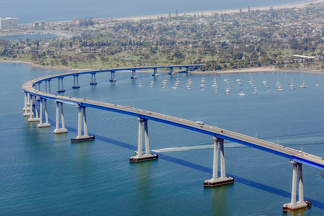 Blick auf die Coronado Bay Bridge, San Diego