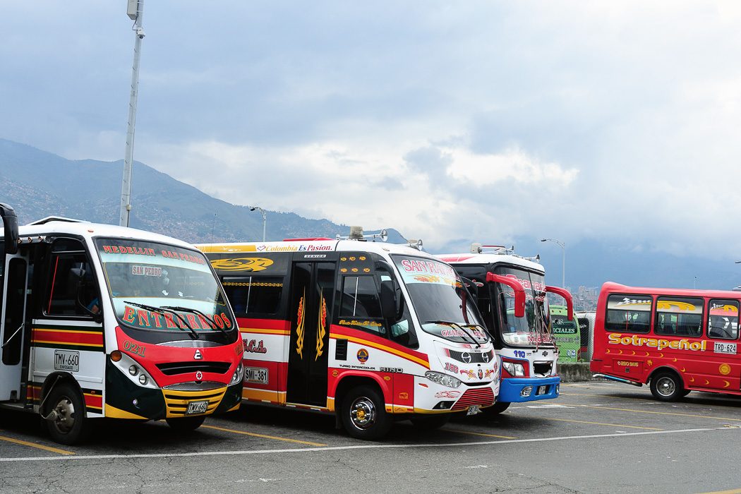 Busse sind ein vielgenutztes Verkehrsmittel in Kolumbien