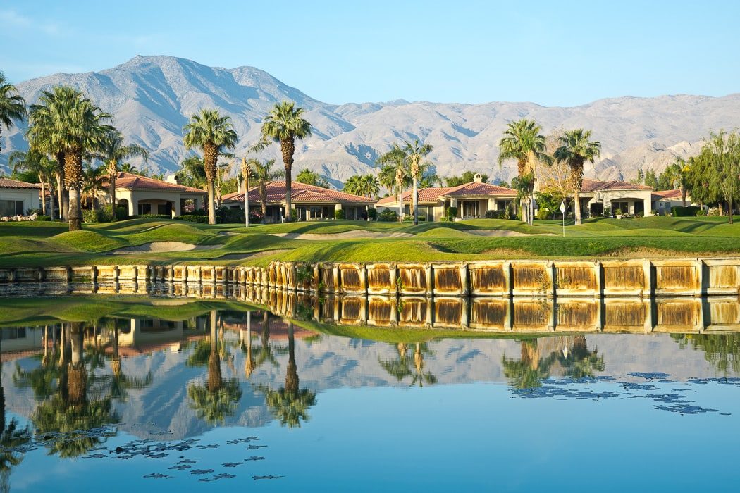 Golfplatz in Palm Springs in Kalifornien