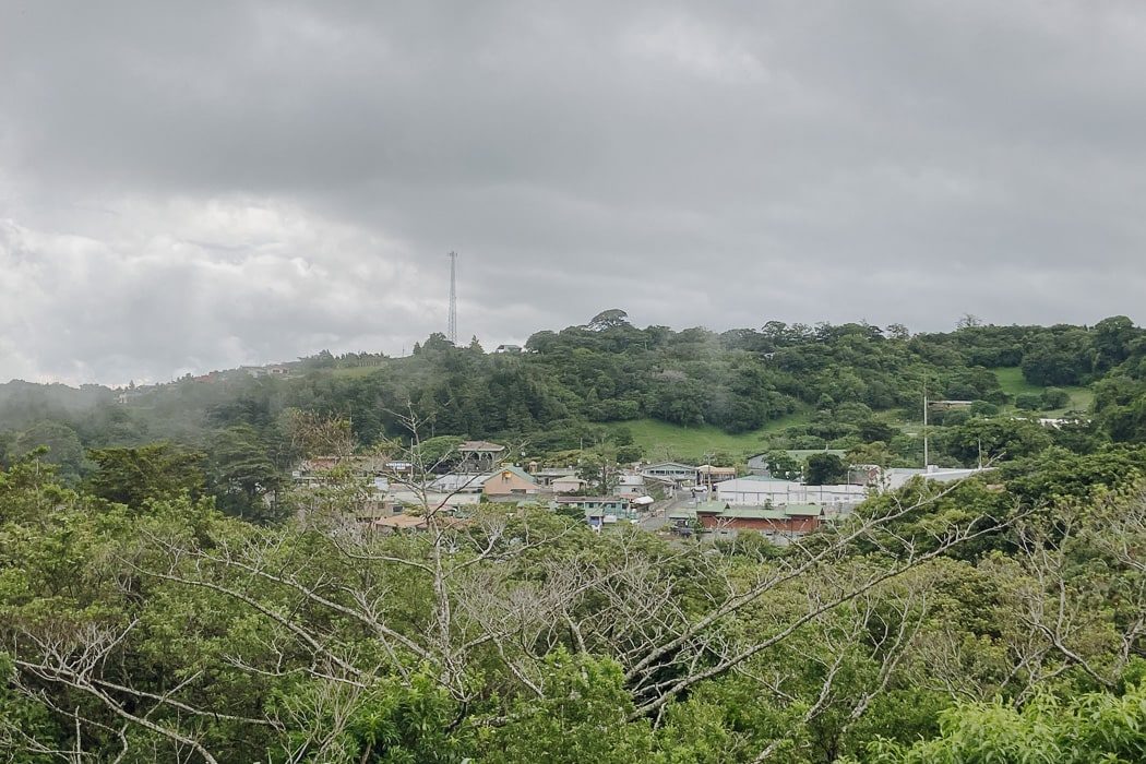 Aussicht auf den Ort Santa Elena in Costa Rica