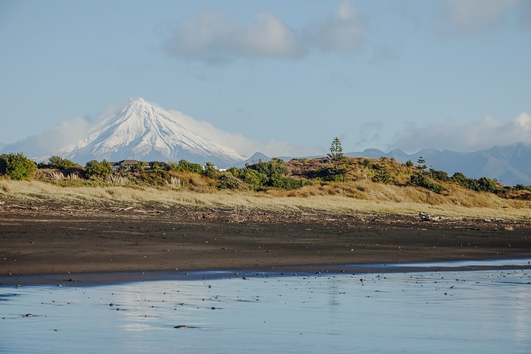 Blick auf den Mount Taranaki in Neuseeland