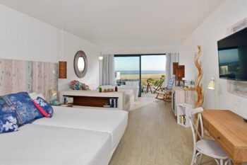 Gemütliche Zimmer mit Ausblick auf das Meer im Innside by Melia, Fuerteventura