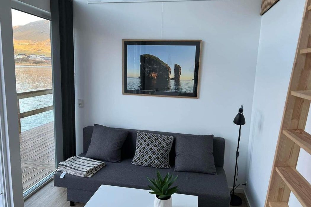 Das Wohnzimmer im Cottages by the Sea in Sørvágur auf den Färöer Inseln