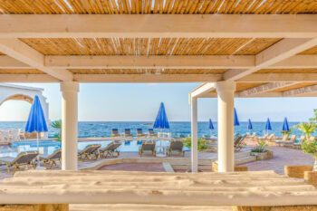 Pool im Pyrgos Blue Hotel in Malia auf Kreta