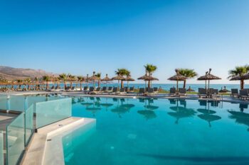 Pool im Solimar White Pearl bei Chania auf Kreta