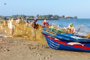 Fischer am Strand in Negombo