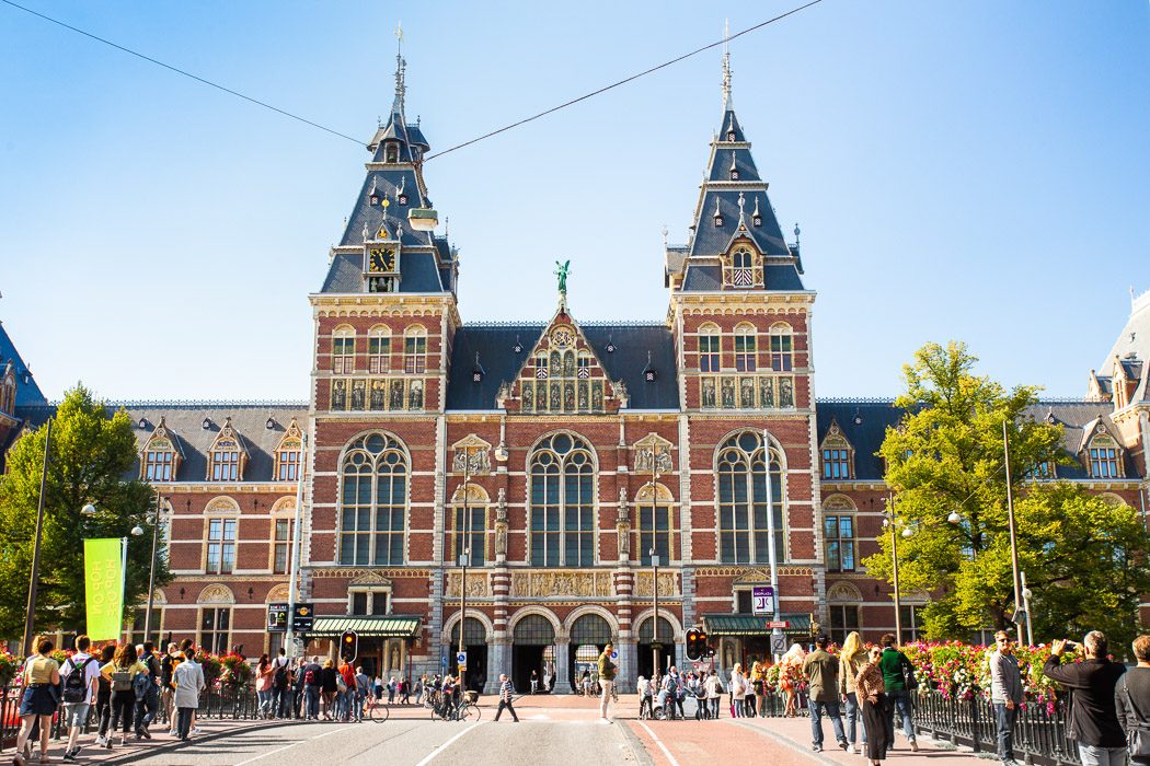 Das Rijksmuseum von außen