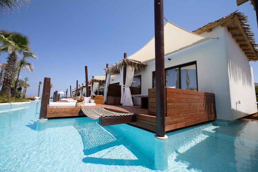 Ein Premium Zimmer mit Bungalow im Stella Island Luxury Resort Adults Only auf Kreta