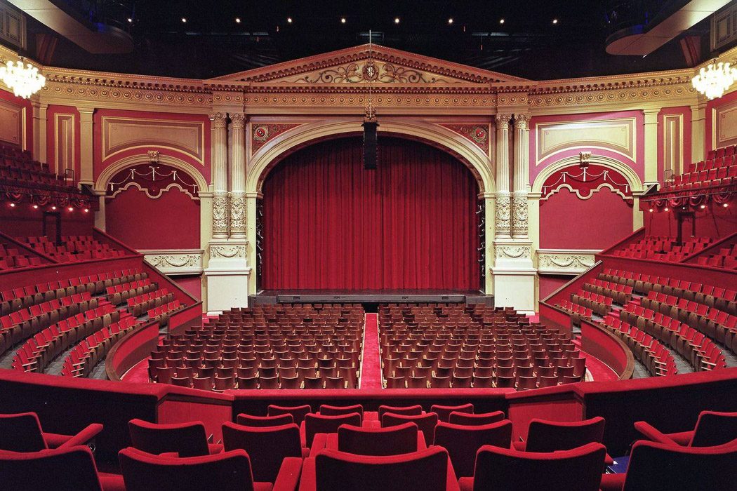 Das Theater Carré sieht noch aus wie vor 100 Jahren