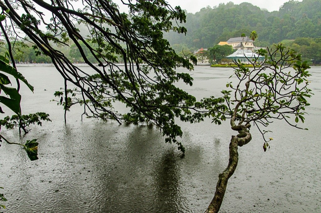 Regen in Kandy